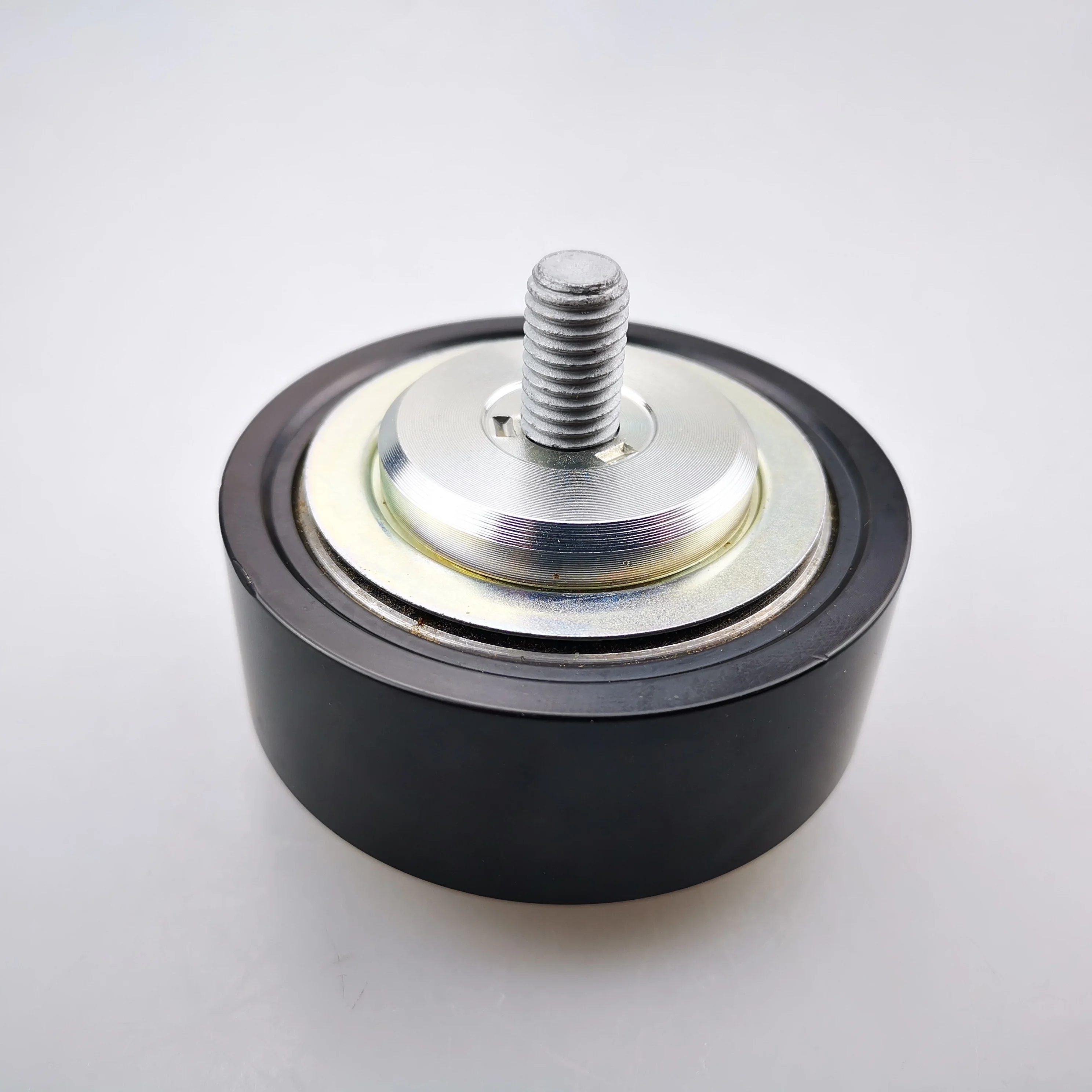 SAIC MAXUS G10 T60 V90 Diesel 2.0T Original idler pulley assembly 