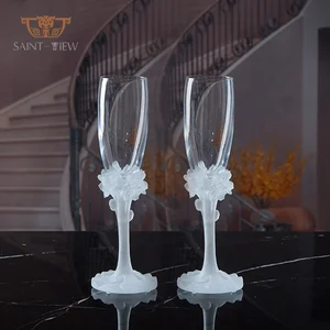 Handmade Unique Crystal Carving Champagne Glass for Wedding Return Gift