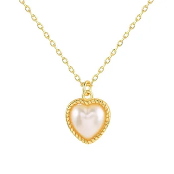 2022 Fashion New Arrival Jewelry 18K Gold Heart Shape Imitation Mabe Pearl Charm Pendant Necklace For Women