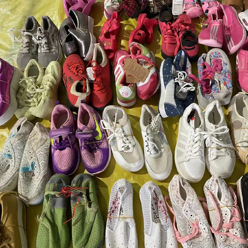 Wholesale Bulk Used Shoes Stock From UK Korea Second Hand Shoes in Bales