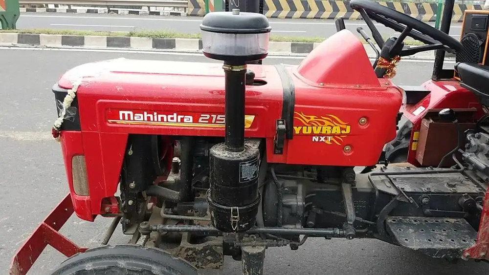 Mahindra Mini Tractor with 4x4 Drive 4WD Wheel for Farm Use 20/25/90HP Engine 4-Stroke Technology-Best Price in South Africa