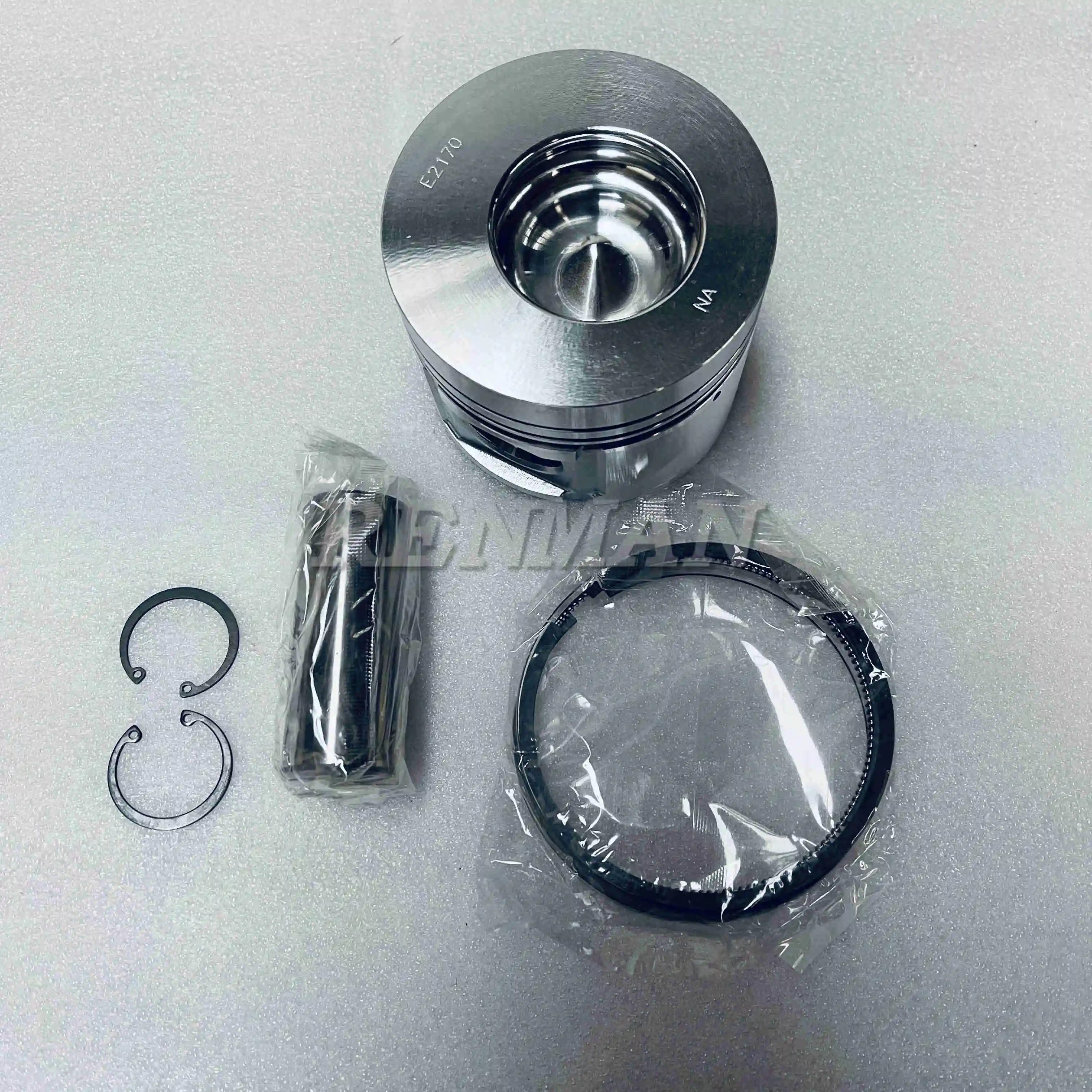 【くるポン】 Cummins B3.3 Engine Piston - Reliable Performance & Durability