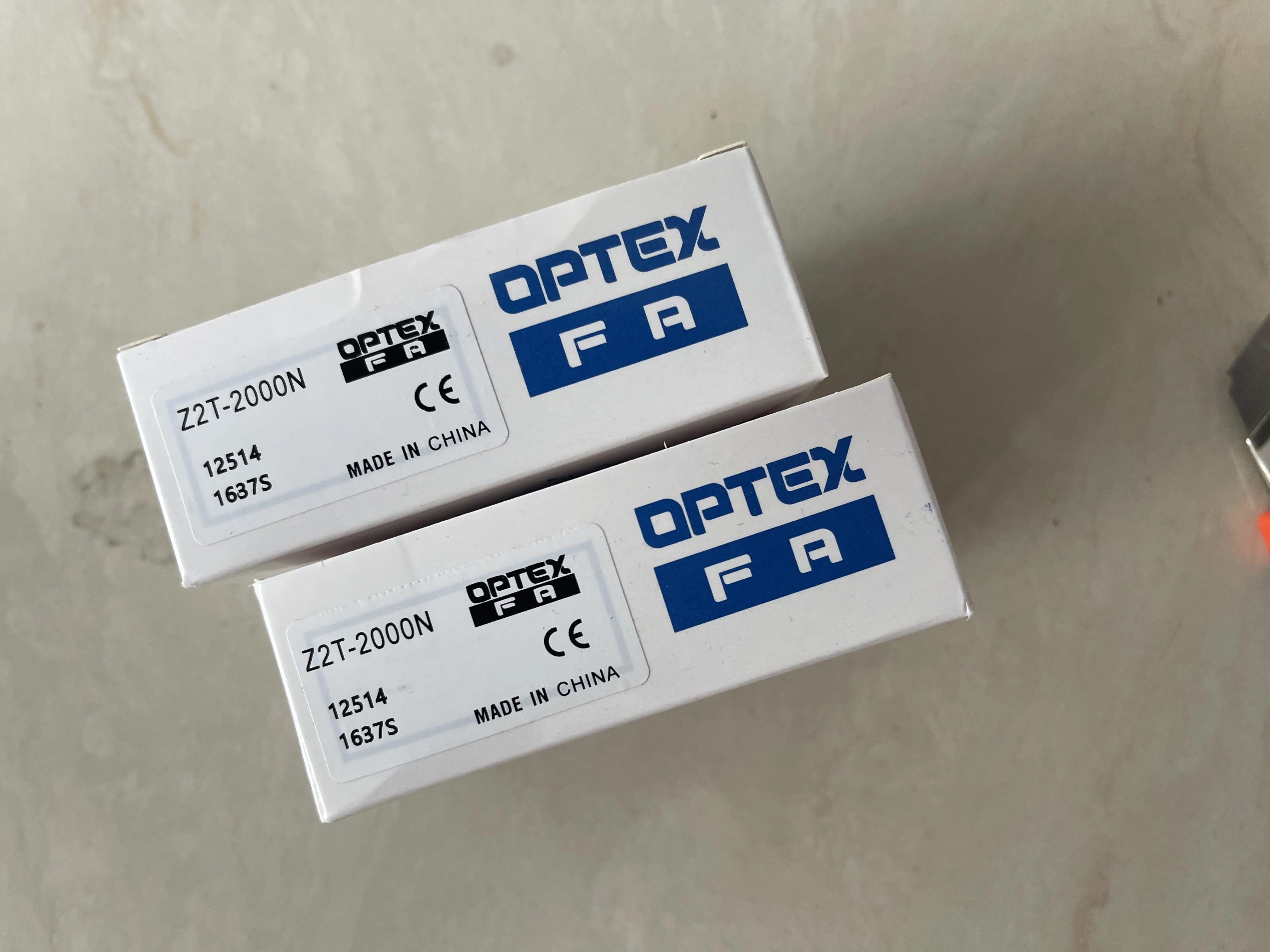 OPTEX Photoelectric Sensor Z2T-2000N OPTEX Photoelectric Sensor Z2T-2000N