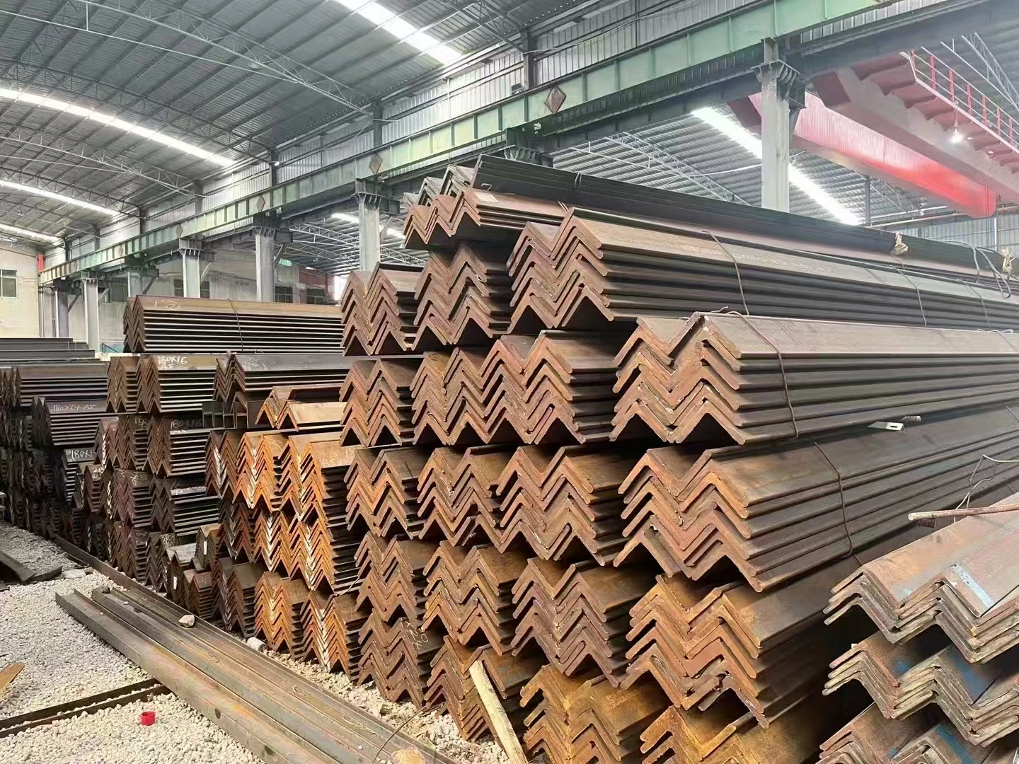 Q235 Steel Channels 5mm-40mm Thickness Channel Steel Product manufacture