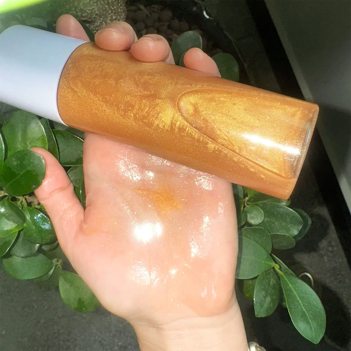 Vegan Body Shimmering Dry Oil Private Label Makeup Highlighter Custom logo Body Glitter Shimmer Dry Oil