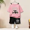 Jeep#Maglietta rosa corta + pantaloncini neri