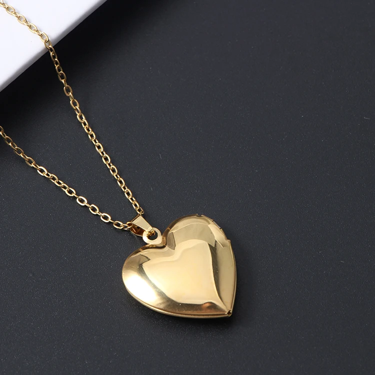 Heart Photo Locket Pendant Necklace