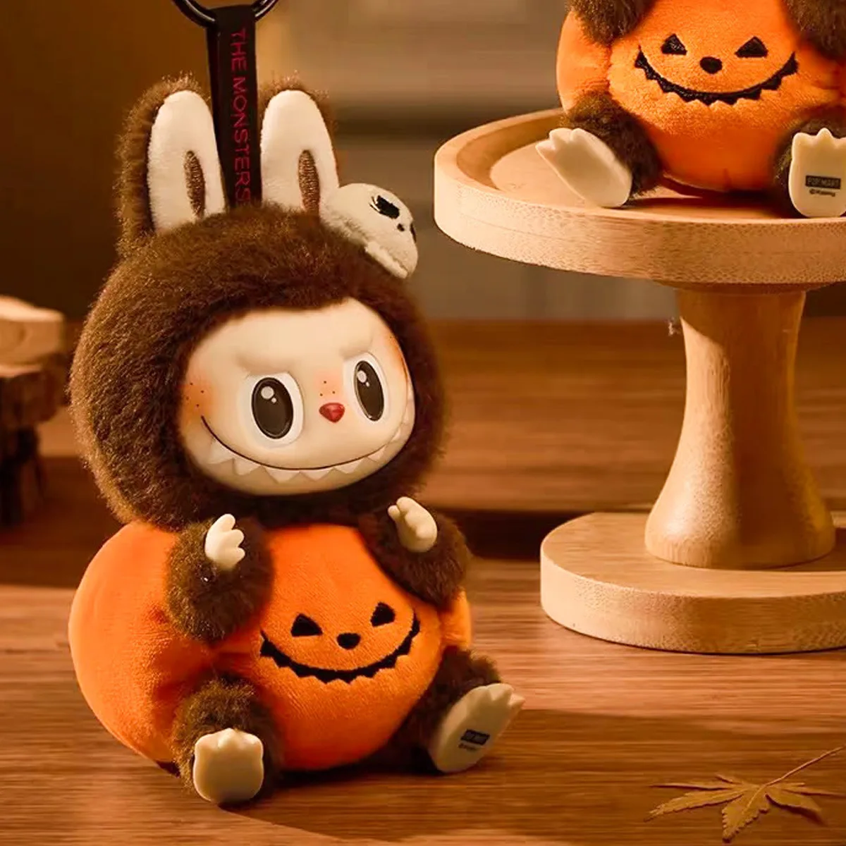 【完売品】 LABUBU ぬいぐるみ ハロウィン 約15cm 2025年最新】LABUBU ぬいぐるみ halloweenの人気アイテム - メルカリ