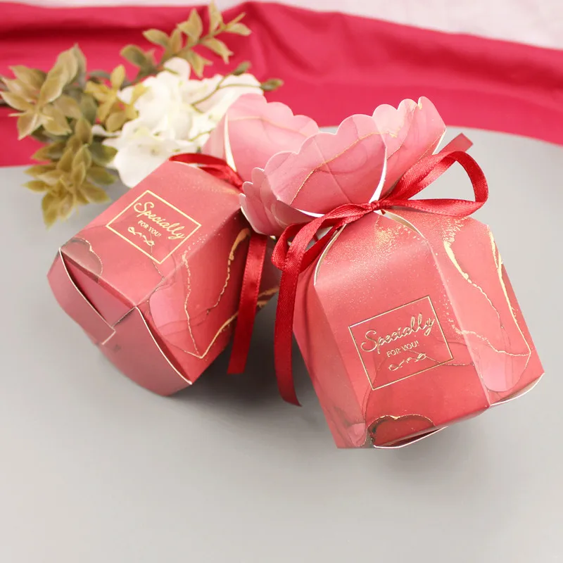 Customized Shape Candy Boxes with Ribbon for Party Greeting