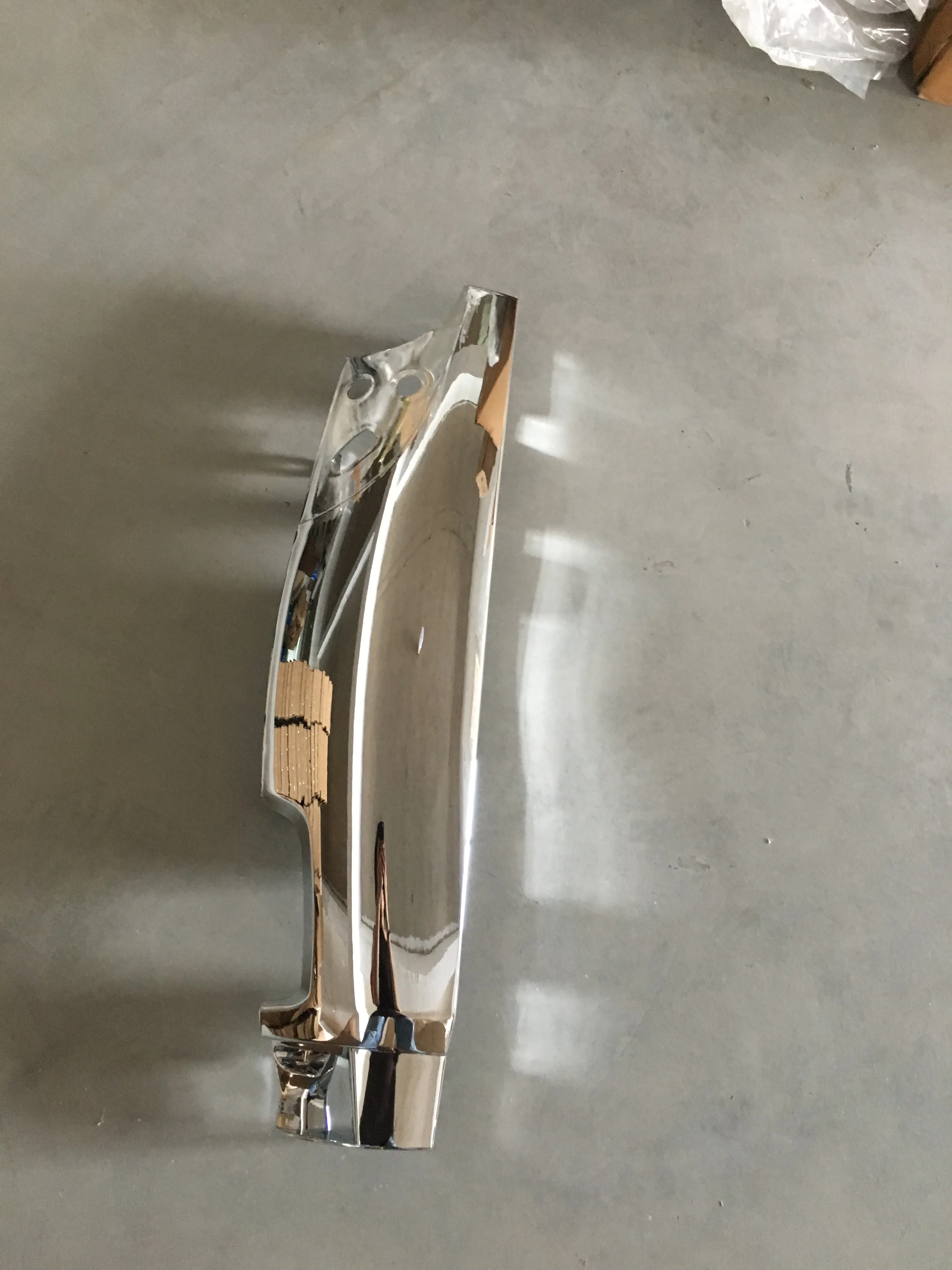 Chrome Corner Panel for Isuzu Deca320 Deca270 Fsr Ftr Truck Spare Parts Various Truck Corners That Can Be Painted or Chromed