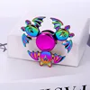 Caja de hierro de murciélago colorido