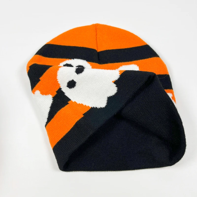 Y2K Beanie Hat - Warm Acrylic Skull Cap with Custom Design display picture 1