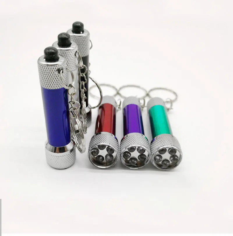 4 Mini Torce LED Ricaricabili USB Con Portachiavi - Impermeabili IPX8, Piccole E Leggere Per Campeggio Ed Emergenze - 6