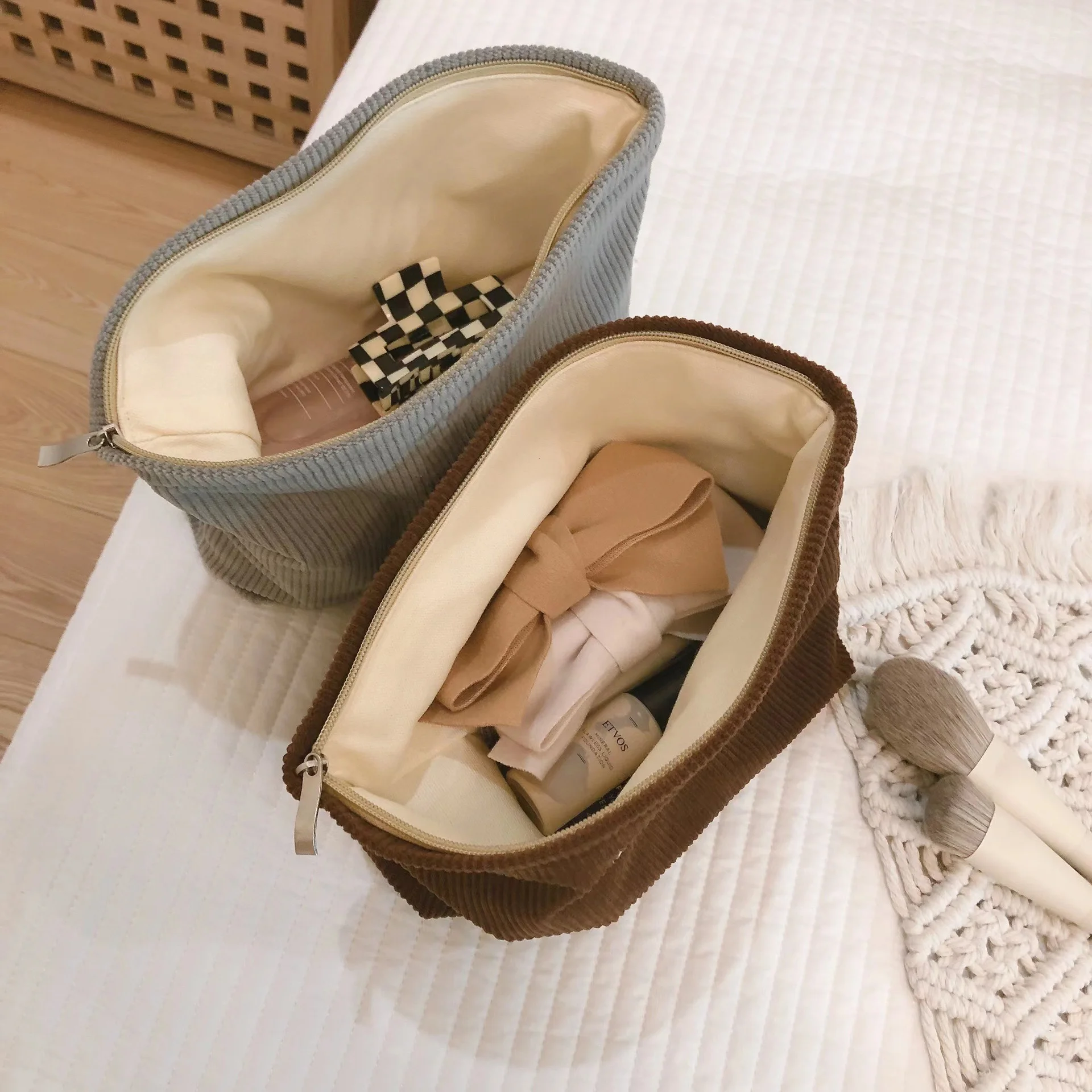 Purses Smile Dots Makeup Organizer Storage Makeup Bag Women Corduroy Cosmetic Bag