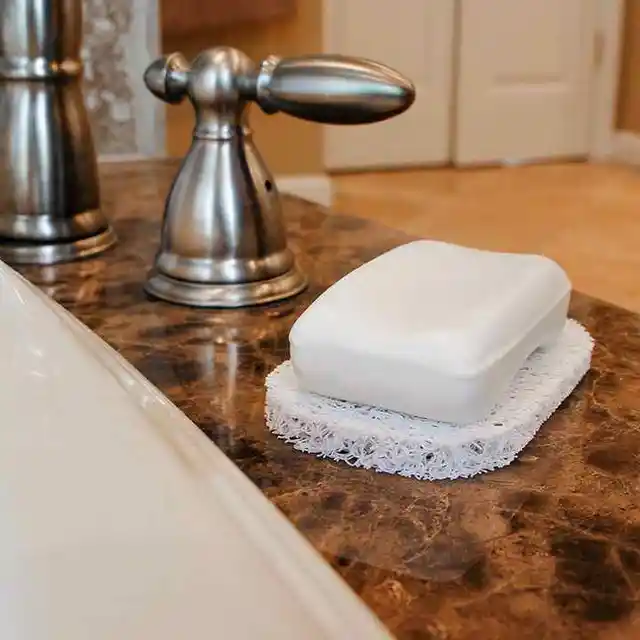 2023 Wholesale PVC Non-slip Self Draining Soap Dishes pads Soap Saver Soap Holder