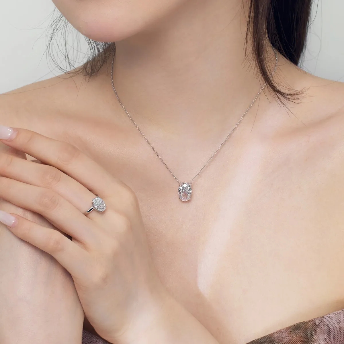 KAKODIY 18K Gold Plated Chain Elegant Bright Round Pendant 925 Sterling Silver Jewelry 8A Zircon Necklace for Women detail 2