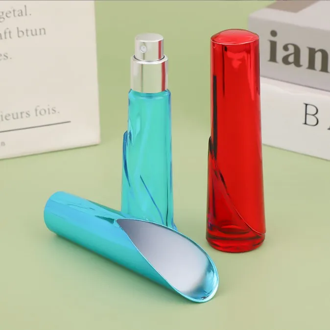 small sample glass perfume bottle 12ML spray small empty bottle portable colorful screw type glass bottle factory