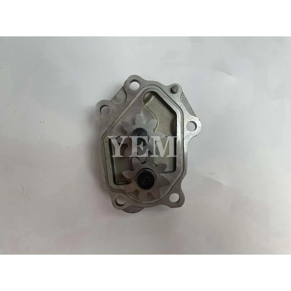 TD42 Oil Pump for Nissan Engine Spare Part 2