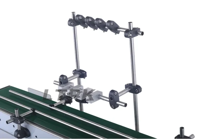 Semi Automatic 4 Heads Liquid Beverage Drink Juice Oil Soy Sauce Coffee Milk Water Bottle Filler Filling Machine With Conveyor