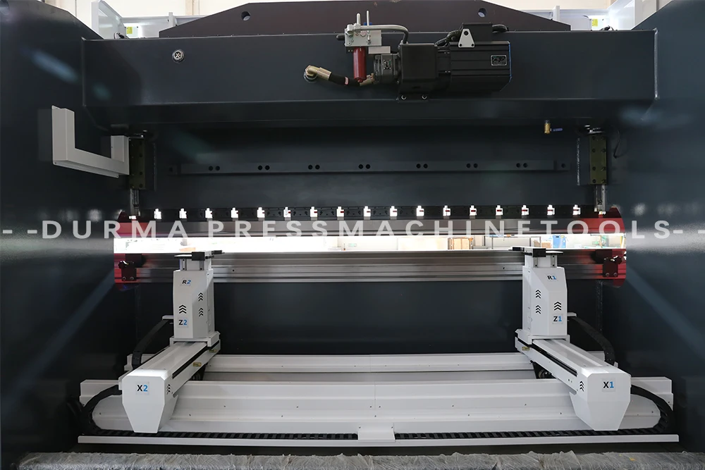 CNC DA69T Controller Metal Hydraulic Bending Machine Servo Electric Press Brake Machine