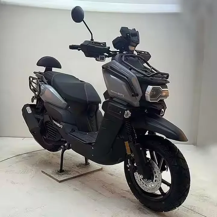 2025 New Launch Tank 150cc 200cc Gas Scooter 95kmh Speed