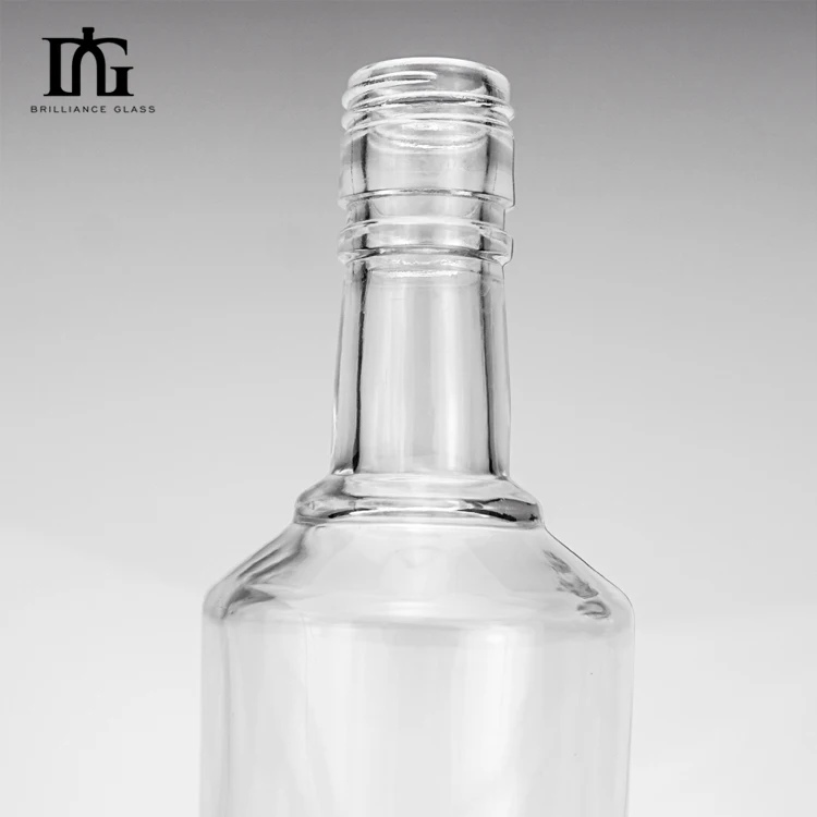 China Manufacture Volcanic Bottom 375 ml 500 ml 750 ml Empty Glass Bottles for Liquor Vodka and Whisky