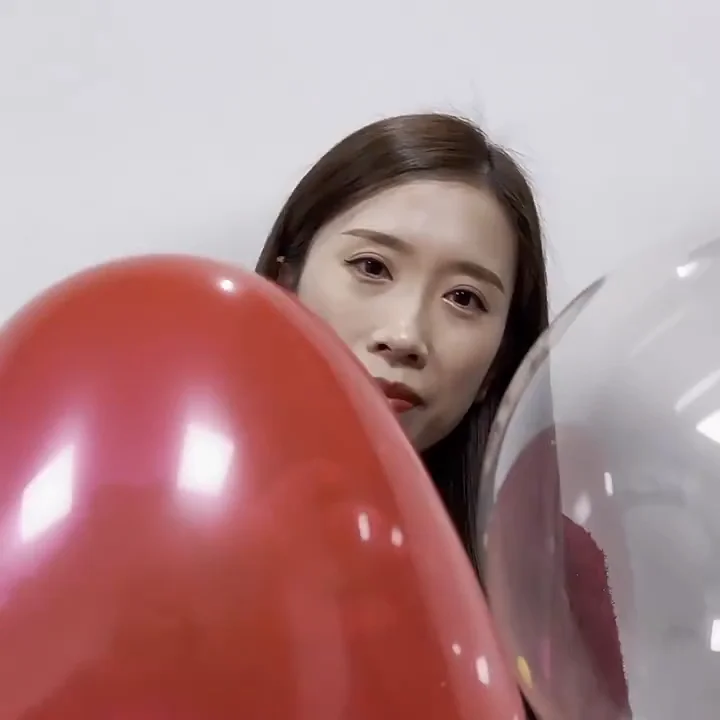 Helium Balloon Pump New Release Disposable 30lb Small Cylinder Pure 99.