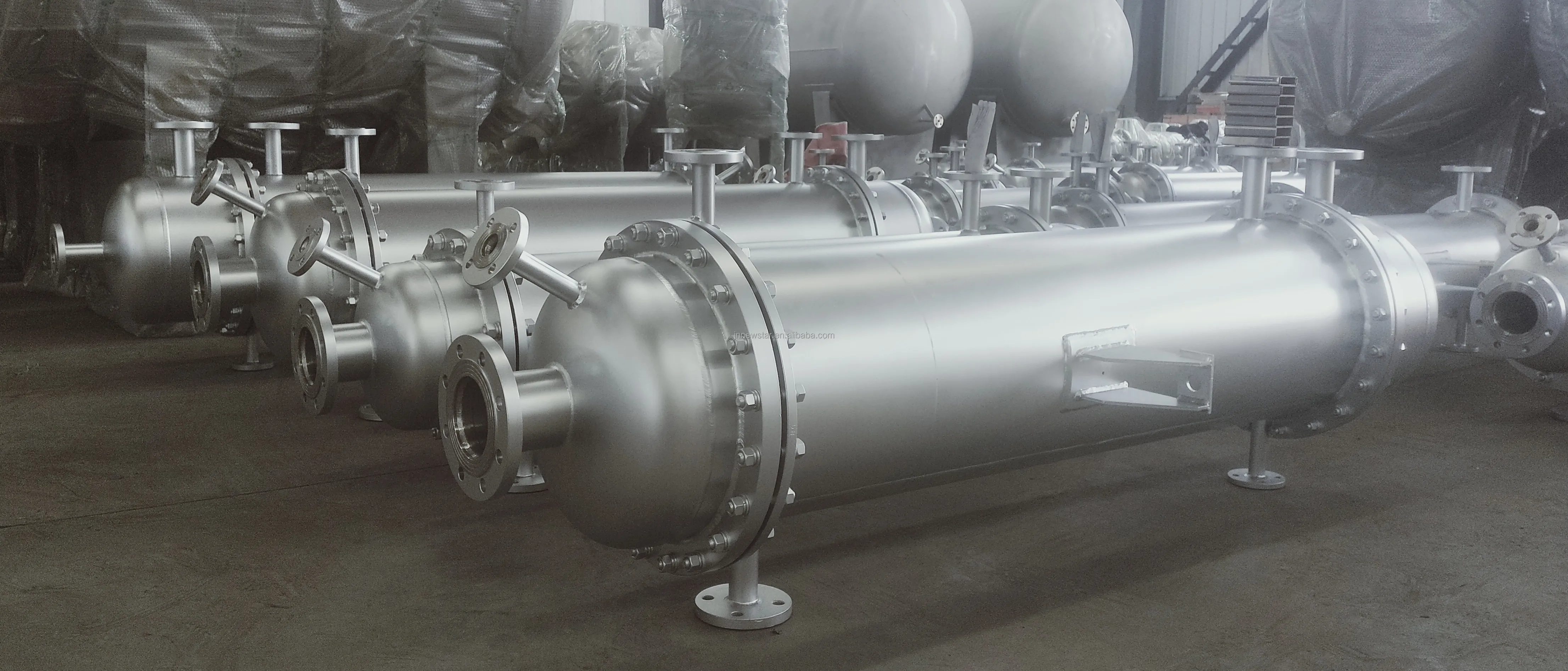 不锈钢螺旋缠绕管管壳式换热器价格: - buy shell & tube heat