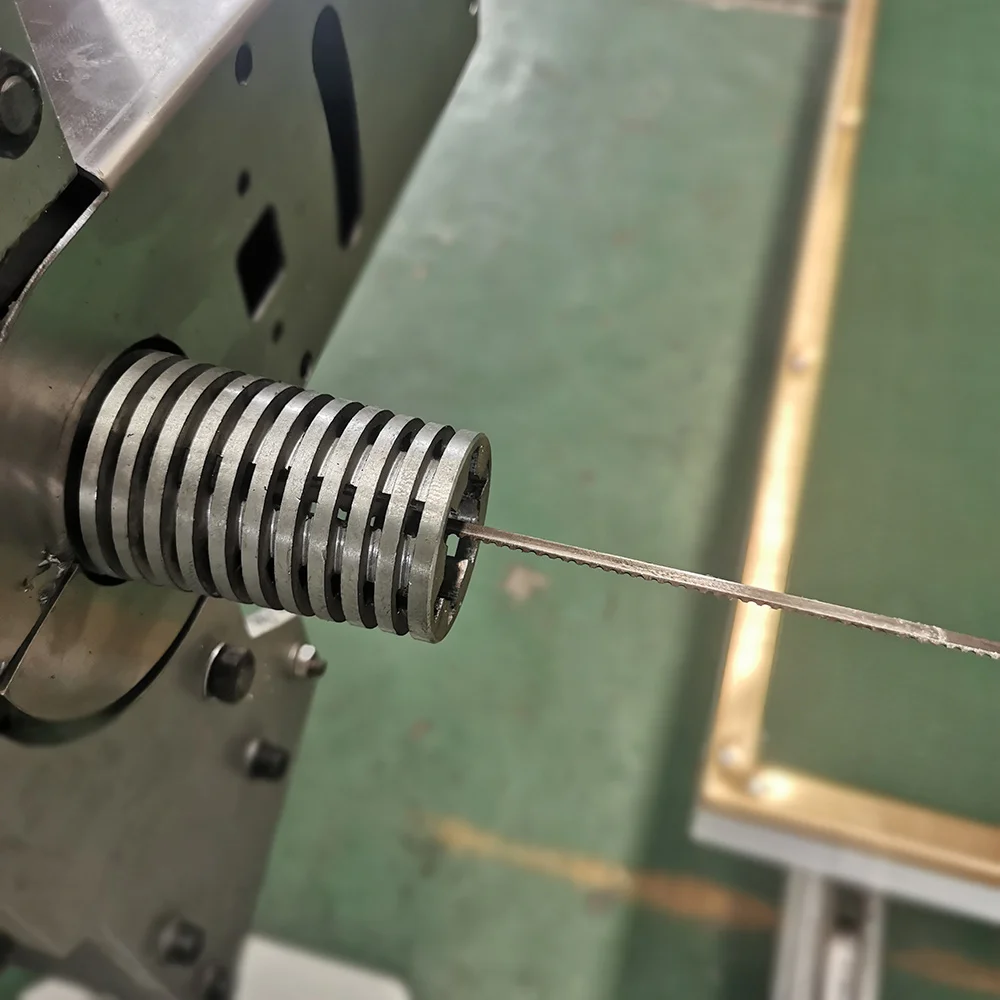 CNC Horizontal Oscillating Blade Sponge Cutting Machine Foam Cutter for Mattress
