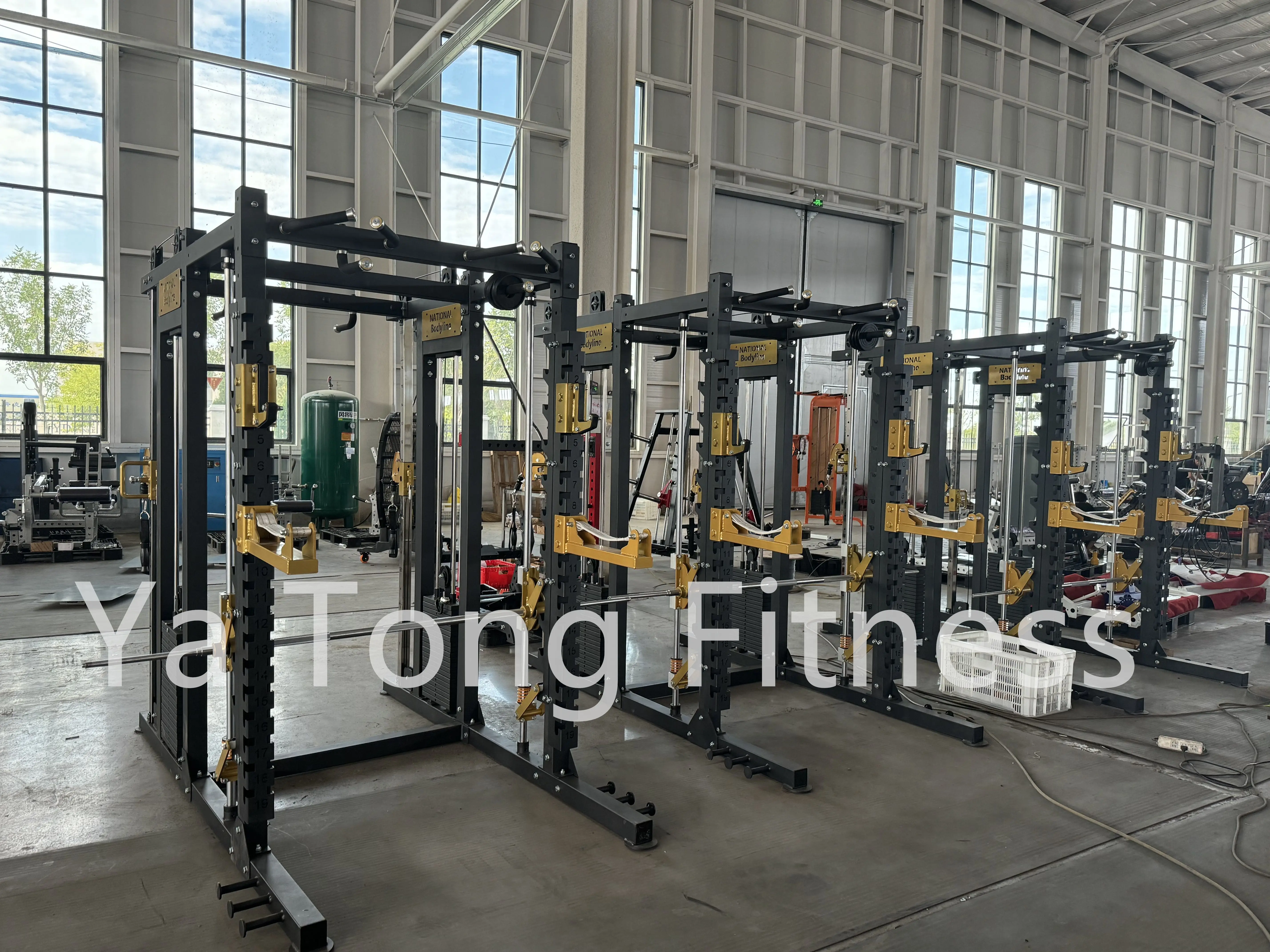 Smith Machine Gym Equipment - Multi-Functional Training
