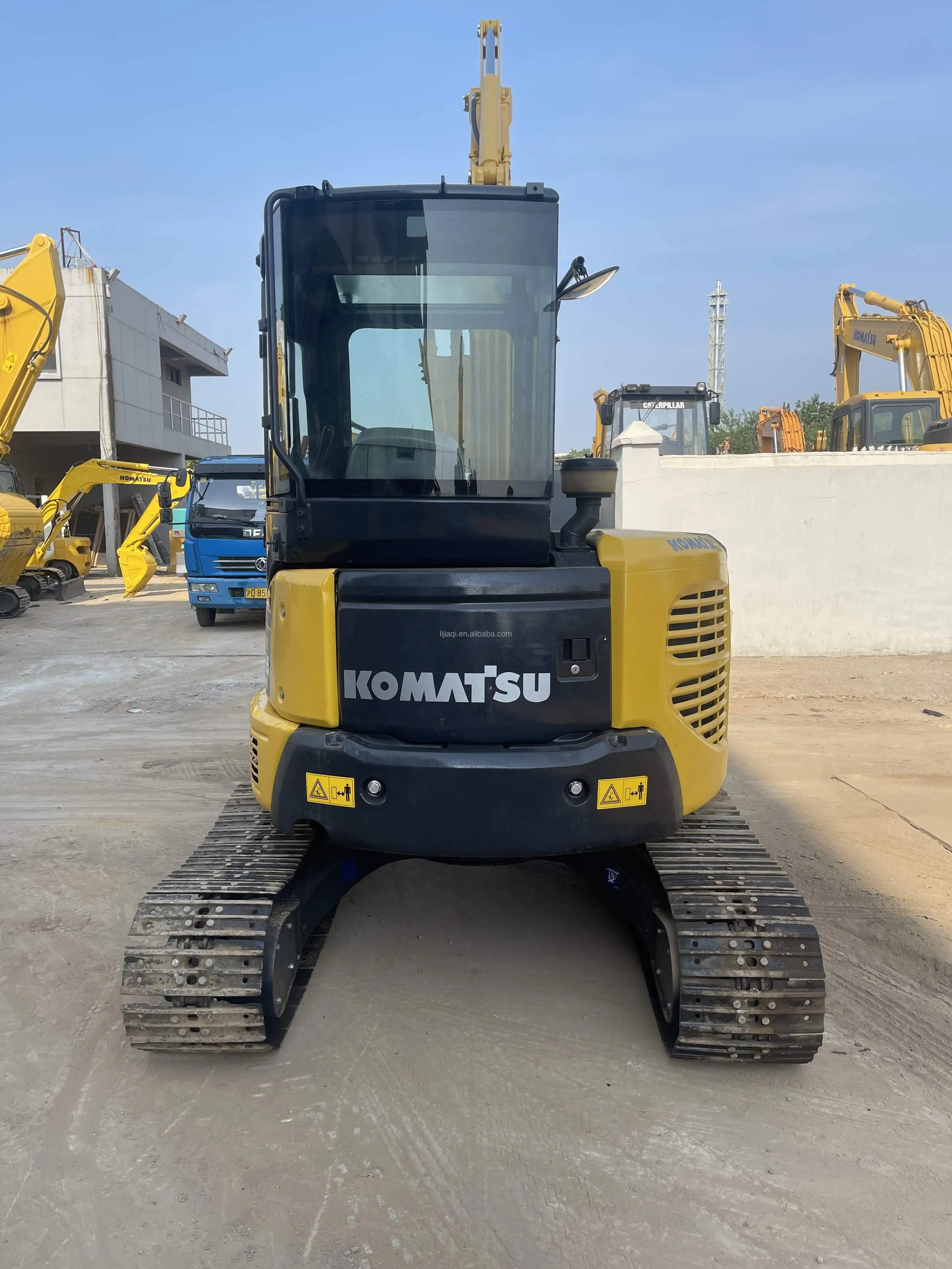 Cheap Selling Used Mini Excavator Komatsu PC55MR 5.5ton