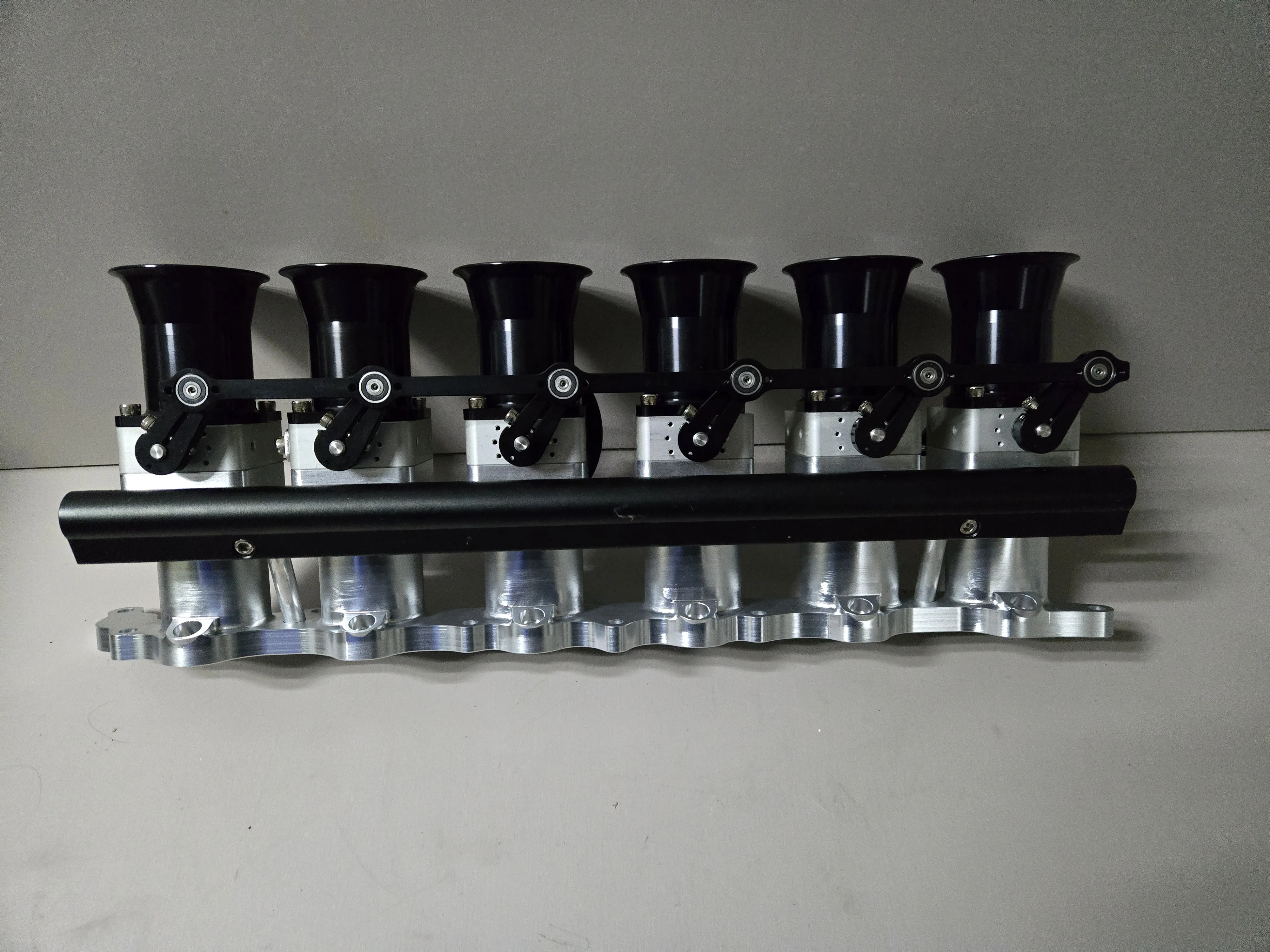 2JZGE/2JZ用 アルミ製インテークマニホールド 新品 スロットルボディ付き