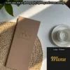 Logo del menu in pelle kaki1