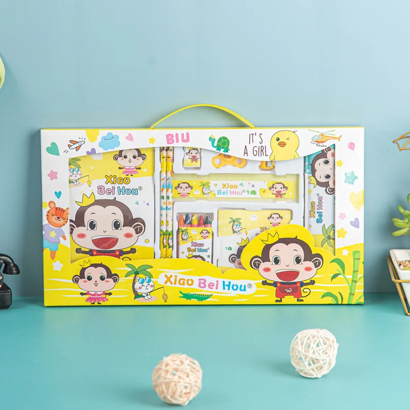 Набор канцелярских товаров для детей