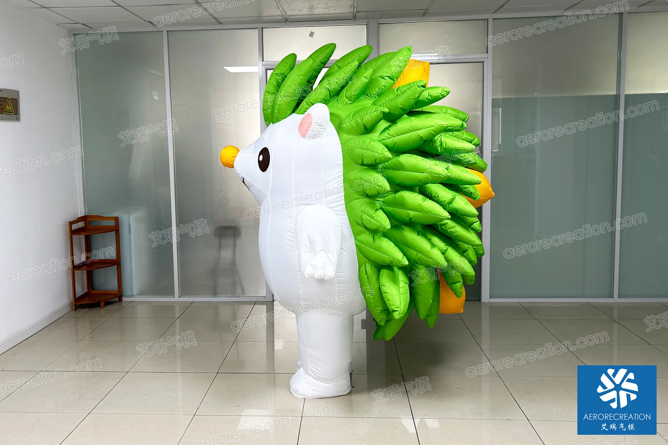 Advertising Promotion Customized Inflatable Walking Costume Interactive Hedgehog Costume Inflatable Moving Animal Mascot
