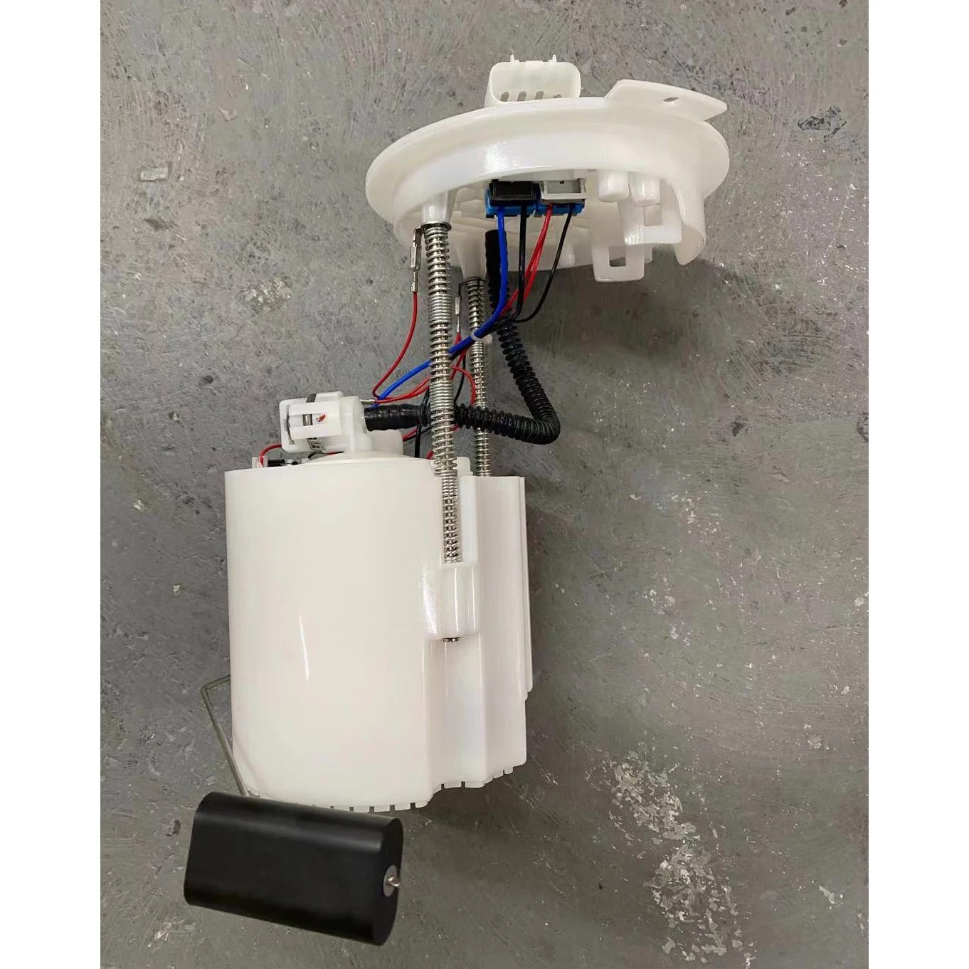 Fuel Pump Module Assembly 13503672 13586317 13577231 13579908 13579885 for Chevrolet Cruze Astra Wagon 1.4-1.8L