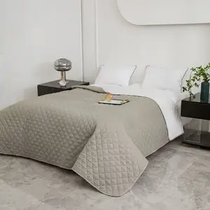 Solid Color Waterproof Blanket Dirt Proof Couch Cover Durable Fabric Multifunctional Clip 100% Polyester Fiber Dirt Pad