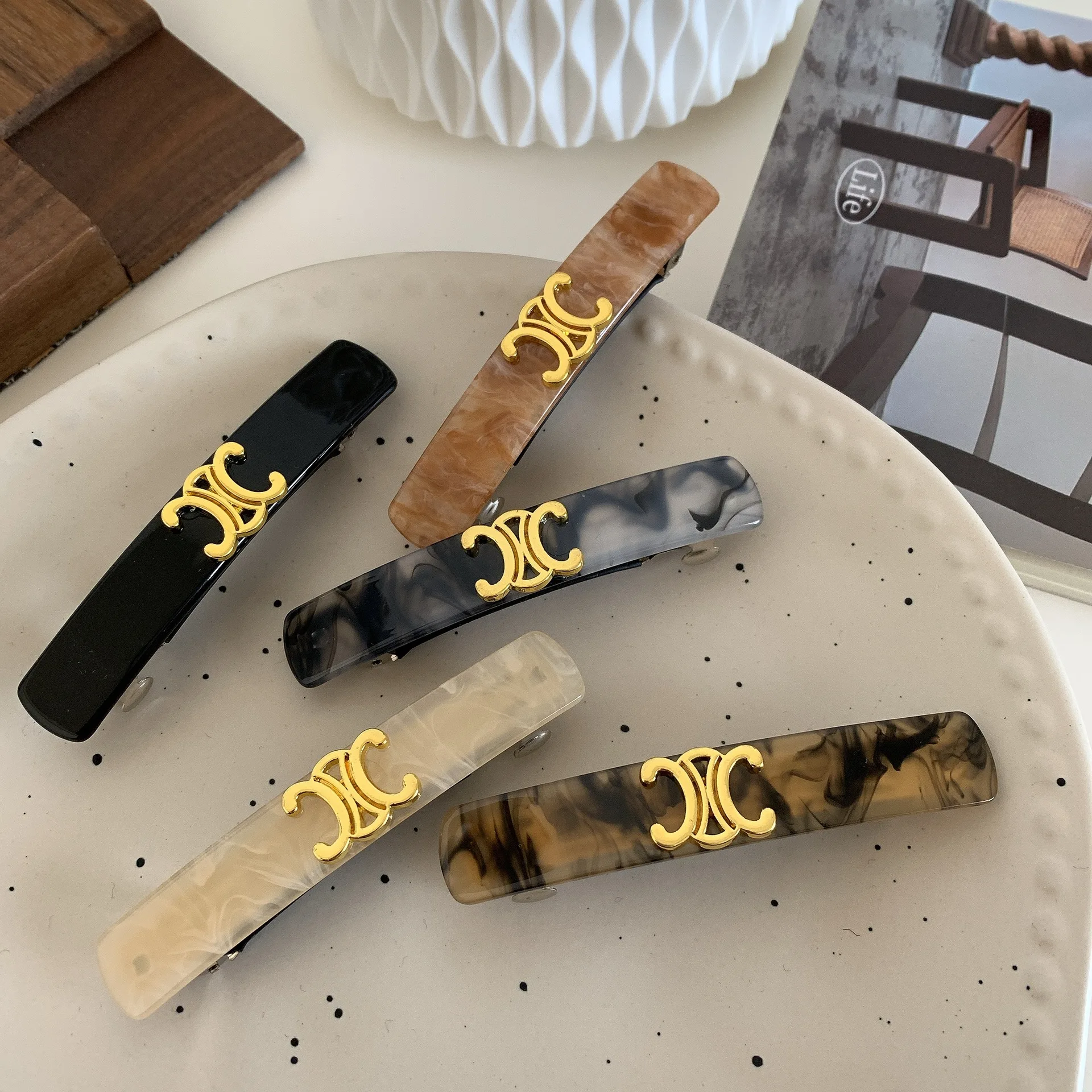 2023 TS зимние заколки для волос в стиле принцессы для взрослых женские роскошные заколки для конского хвоста фирменные акриловые заколки с логотипом