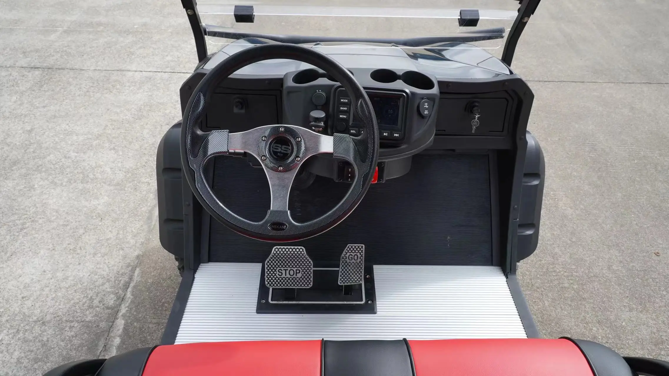 Дешевые электрические автомобили, 4 колеса, поднятые автомобили для гольфа, электрический гольф-скутер, новый дизайн, тележка для гольфа, распродажа