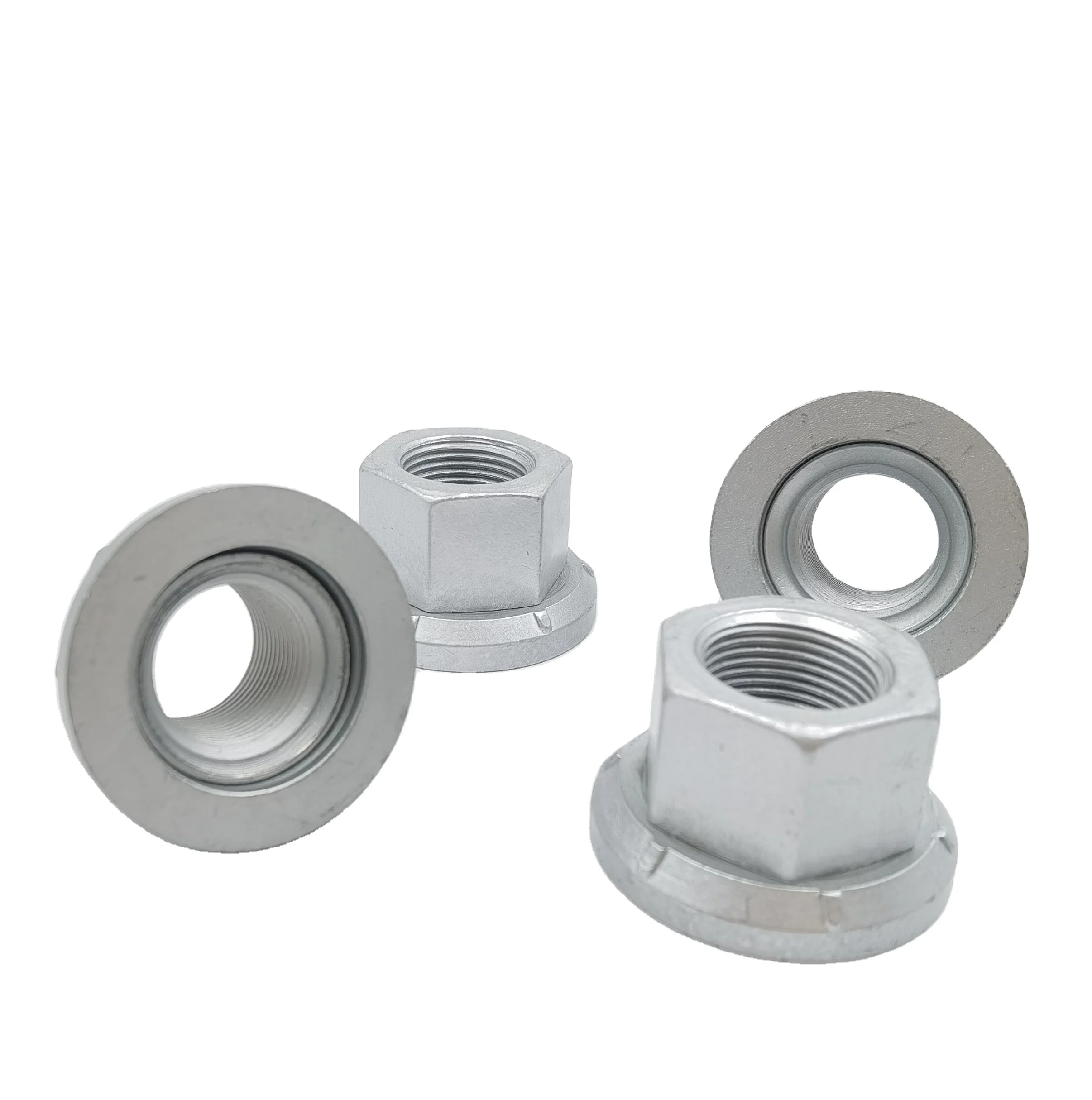 Гайка ступицы колеса с шайбой