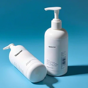 Factory Hot Sale Large Capacity Face Lotion Best Whitening and Hydration Ingredients Vitamin C & Hyaluronic Acid Creams Form