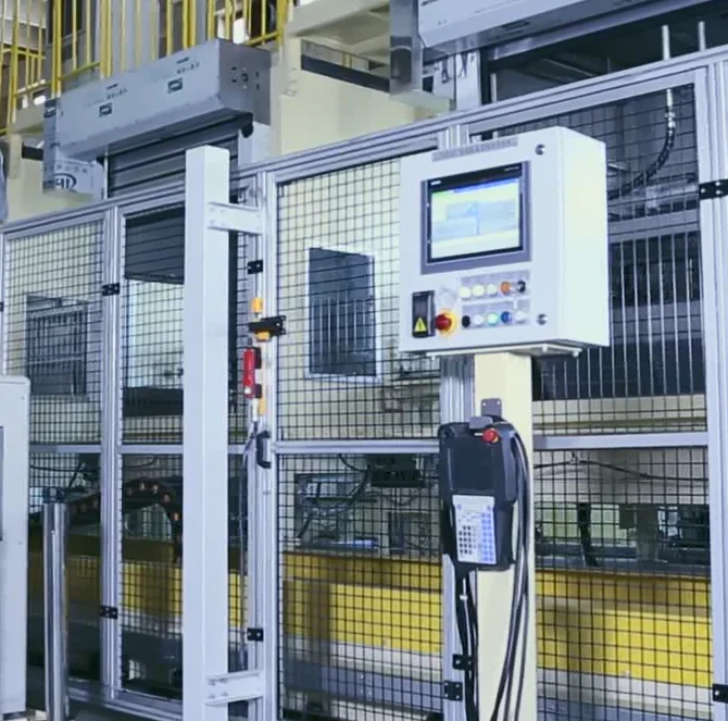 Rail-Guided Robotic Cleaning System for 6-Cylinder Diesel Engine Cylinder Heads Shimada Big Bird Cleaning Machine CH