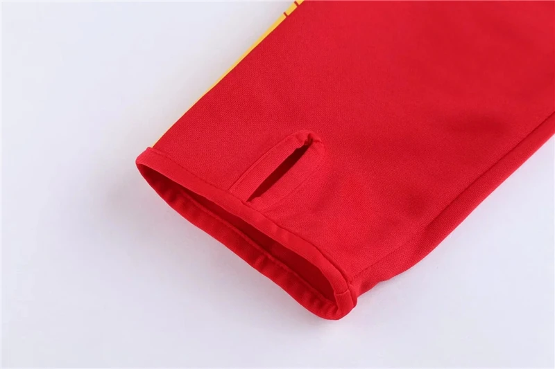 Men's Custom Soccer Football Tracksuit Breathable Active Wear for School Training Wholesale Blank Sets