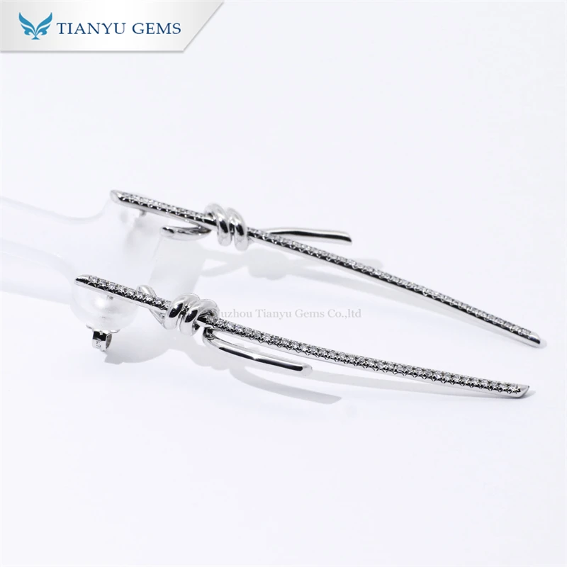 Tianyu Custom Lab Diamond HPHT Butterfly Stud Earrings Real Gold 14K 18K Sterling Silver Charming Diamonds Ear Stud