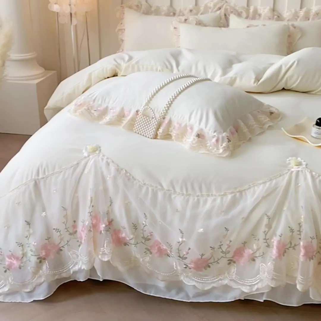 New Style Girl Flower Princess Style Luxury Bed Cover Set Four Piece Embroidery Bedding Set