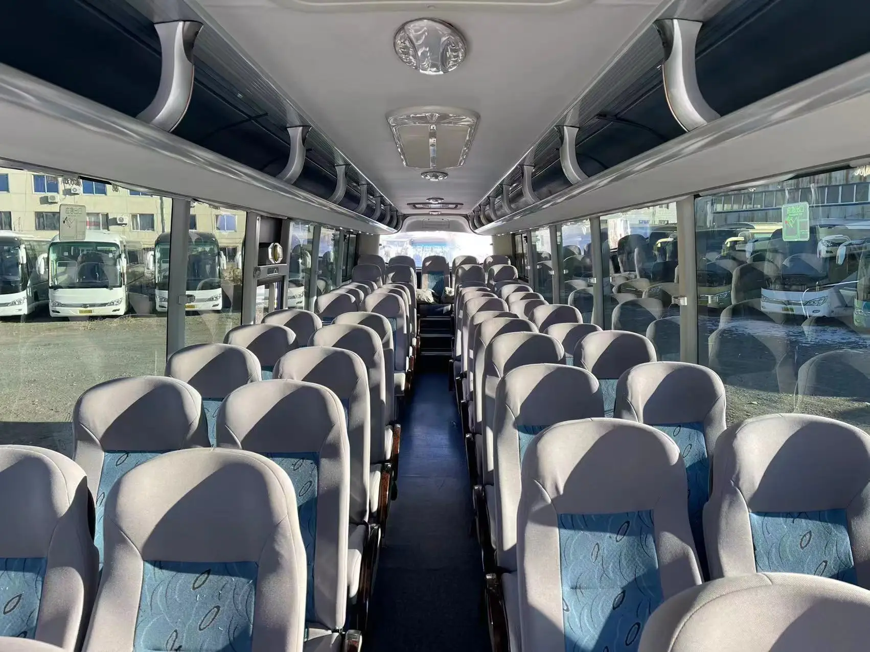 2015 Year 65 Seats Used Bus De Transport Public Yu Tong ZK6127
