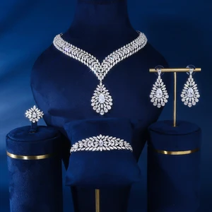 Fashionable 4-Piece Zircon Necklace Set for Women to Wear at Wedding Parties