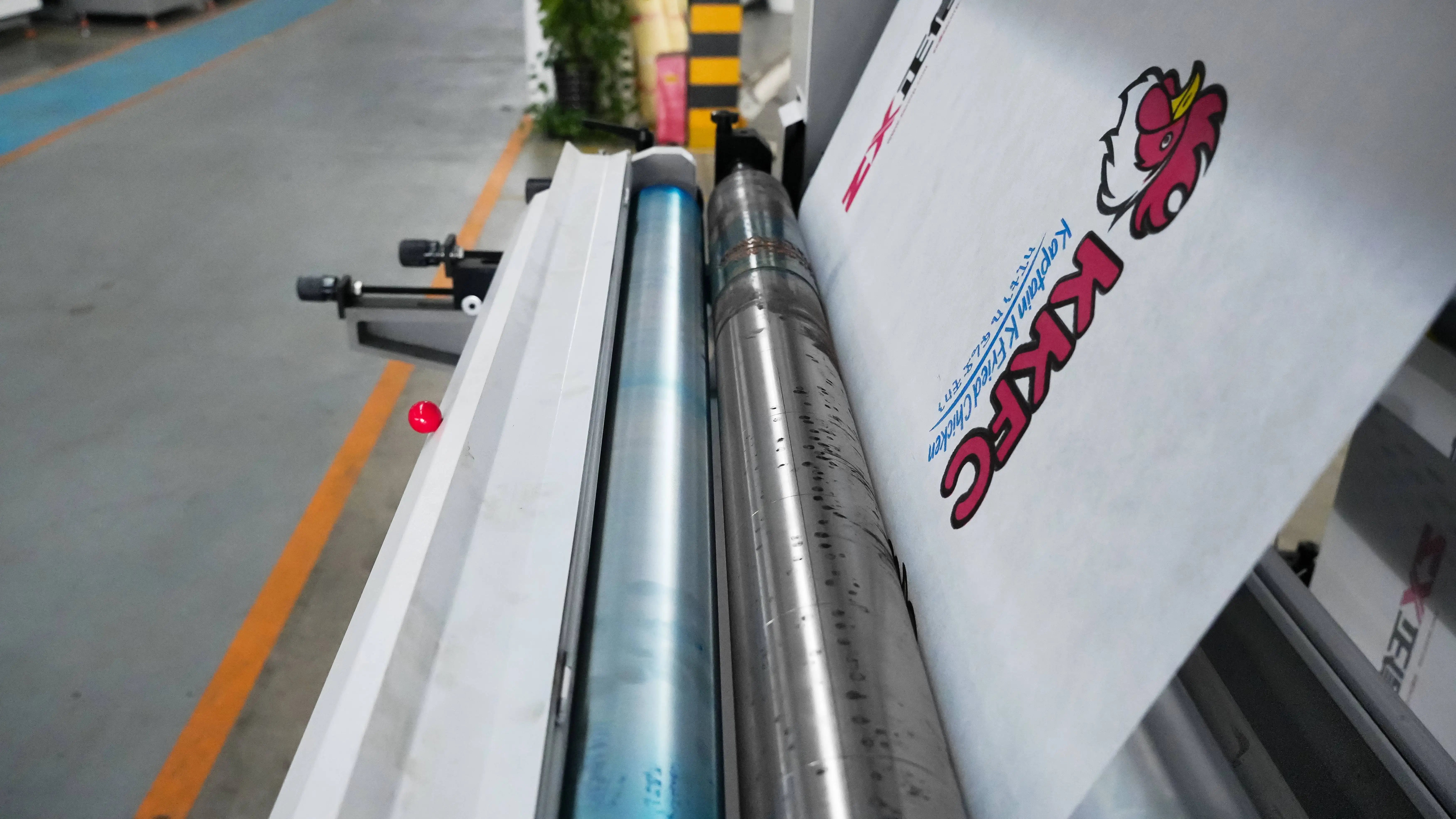 ZXH-C41200 4-Color Flexographic Printer for Non Woven Fabric, 60 m