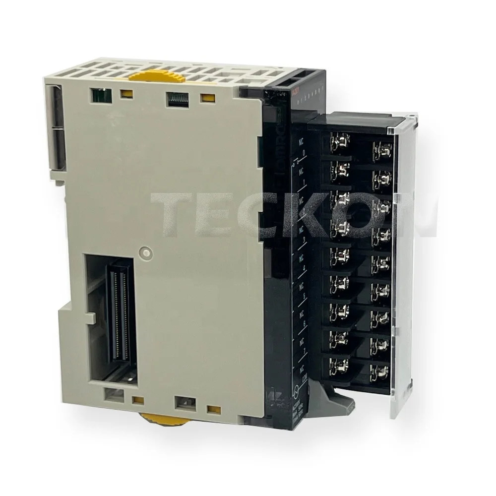 PLC CJ1W PH41U posebne I/O jedinice CJ serije analogni procesni I/O modul CJ1W-PH41U