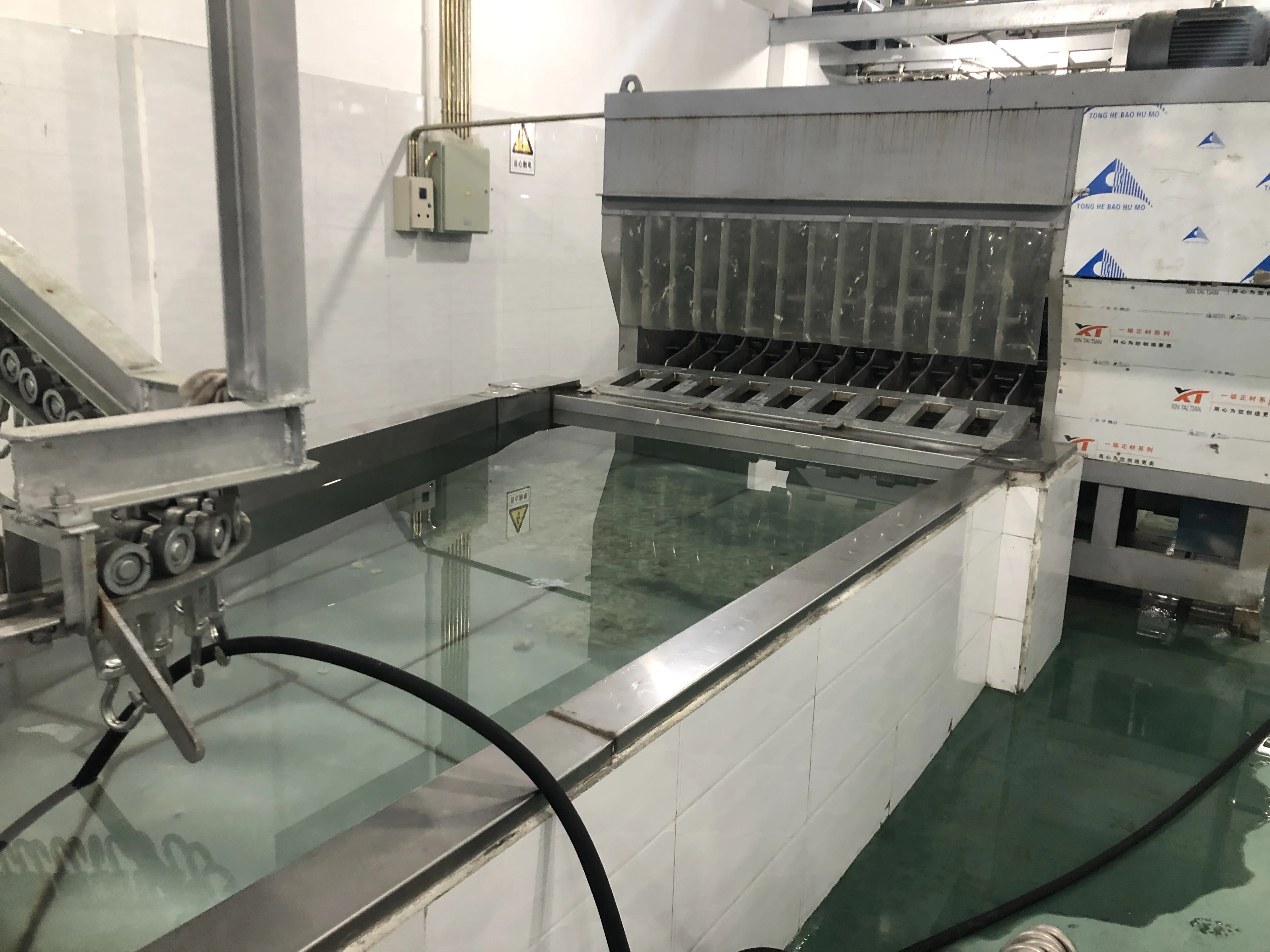 New custom-made sow slaughterhouse equipment for professional pig slaughtering systems
